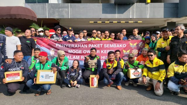 Polda Kepulauan Riau menggandeng komunitas motor gede (Moge) yang tergabung dalam Moge Owner Kepri (MOK) untuk menggelar kegiatan Touring Bersama dan Bakti Sosial, Sabtu, 28 Juni 2025. Polda Kepulauan Riau menggandeng komunitas motor gede (Moge) yang tergabung dalam Moge Owner Kepri (MOK) untuk menggelar kegiatan Touring Bersama dan Bakti Sosial, Sabtu, 28 Juni 2025.
