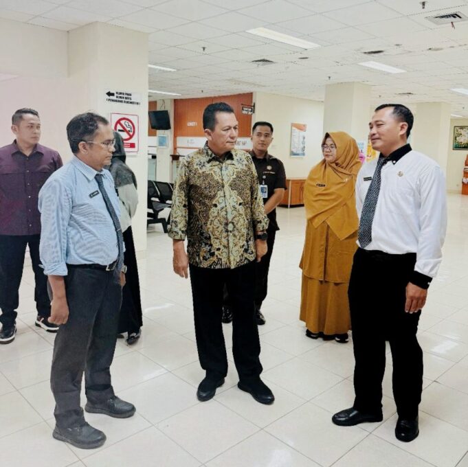 Gubernur Ansar Tinjau RSUD Raja Ahmad Tabib, Pastikan AC Sentral Tuntas demi Layanan Pasien Maksimal