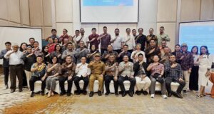 Wagub Nyanyang Dorong Penguatan Ekspor Kepri dalam Silaturahmi Bersama Kakanwil Bank BTN Wakil Gubernur Kepulauan Riau, Nyanyang Haris Pratamura, menghadiri kegiatan penutupan Sosialisasi Devisa Hasil Ekspor dan Layanan Jasa Perbankan