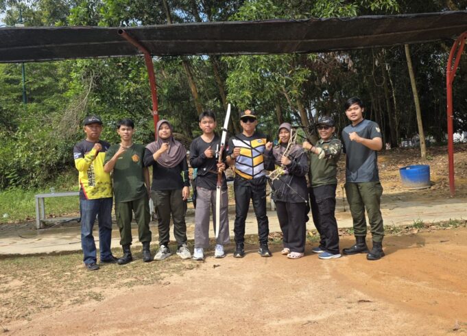 DEFRAK Batam Gandeng Menwa Poli Batam dan Alumni Latihan Panahan di KDA