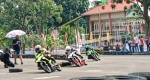 Raungan Mesin Belah Langit Batam: Drag Race, Road Race, dan Drag Bike Kapolda Cup Resmi Dibuka
