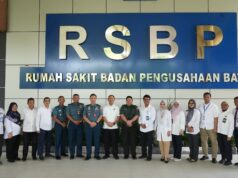 Direktur RSBP Batam Terima Kunjungan Wakapuskes TNI, Bahas Sinergi Layanan Kesehatan Direktur RSBP Batam, Kolonel Laut (K) dr. Tanto Budiharto, SpJP, menerima kunjungan kerja Wakil Kepala Pusat Kesehatan (Wakapuskes) TNI, Laksma TNI Dr. dr. R.M. Tjahja Nurrobi, Kamis (10/7/2025).