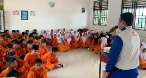 Safety Riding Goes to School: Honda Bangun Kesadaran Berkendara Sejak Dini di Kepri Konsistensi PT. Capella Dinamik Nusantara selaku Main Dealer Sepeda Motor Honda wilayah Kepulauan Riau dalam mengedukasi keselamatan berkendara terus ditingkatkan melalui berbagai kegiatan kampanye edukatif.