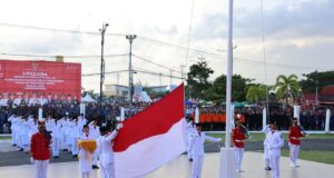 Khidmat dan Bermakna, Wagub Nyanyang jadi Irup Upacara Penurunan Bendera HUT ke-80 RI di Kepri