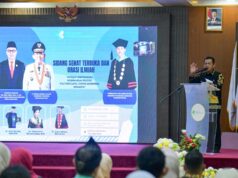 Dies Natalis ke-14, Poltekkes Kemenkes Tanjungpinang Cetak Tenaga Kesehatan Profesional Gubernur Kepulauan Riau, Ansar Ahmad, menegaskan bahwa Poltekkes Kemenkes Tanjungpinang memiliki peran vital sebagai senjata utama dalam menghadapi perubahan zaman yang semakin kompleks dan cepat.