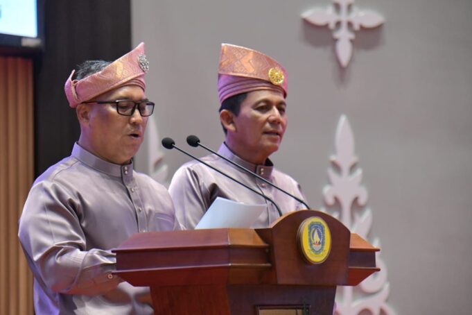 Wagub Nyanyang Harris sampaikan Pidato di Paripurna Peringatan Hari Jadi ke-23 Provinsi Kepri Wakil Gubernur Nyanyang Haris Pratamura menyampaikan pidato peringatan Hari Jadi Ke-23 Kepri yang merangkum capaian pembangunan, tantangan, serta arah kebijakan ke depan.