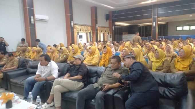 Atasi Keresahan Soal Dana BOS, PWI Batam dan Disdik Edukasi 200 Kepala Sekolah di Batam