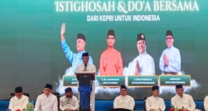 Ketua DPRD Kepri Iman Sutiawan Tegaskan Persatuan Lewat Doa Bersama dan Istighosah Akbar