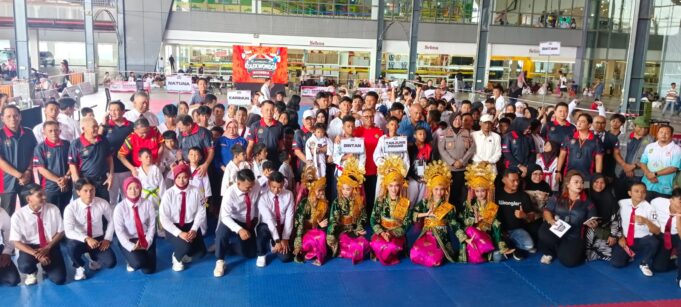 Wagub Kepri Apresiasi Prestasi Taekwondo, Harumkan Nama Daerah di Kancah Nasional dan Internasional