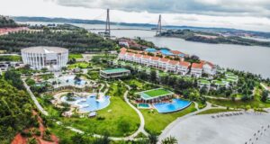 Cerita Liburan Singkat di HARRIS Barelang Batam: Saatnya Menemukan Weekend Bliss, Weekday Escape, dan Barelang Night Market Inilah suasana yang ditawarkan HARRIS Barelang Batam melalui promo terbaru mereka: Weekend Bliss, Weekday Escape, dan Barelang Night Market.