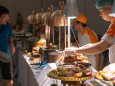 HARRIS Resort Waterfront & HARRIS Hotel Batam Center Hadirkan Promo Spesial Christmas Dinner 2025