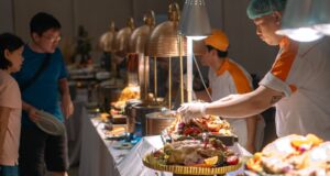 HARRIS Resort Waterfront & HARRIS Hotel Batam Center Hadirkan Promo Spesial Christmas Dinner 2025