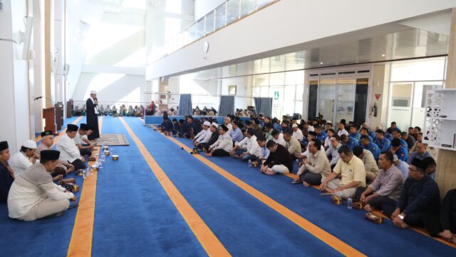Badan Pengusahaan (BP) Batam melalui Badan Koordinasi Dakwah Islam (BKDI) BP Batam menggelar peringatan Maulid Nabi Besar Muhammad SAW 1447 H di Masjid Habibie, Kamis (18/9/2025).