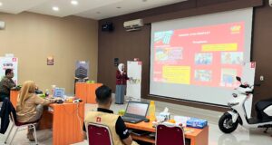 Pelajar Tanjungpinang Juara AHM Best Student 2025 Kepri, Inovasi Cookies Bergizi Siap ke Nasional PT Astra Honda Motor (AHM) bersama PT Capella Dinamik Nusantara selaku Main Dealer Honda wilayah Kepulauan Riau sukses menggelar Astra Honda Motor Best Student (AHM Best Student) 2025 tingkat regional.