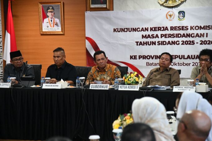 Gubernur Ansar Minta Dukungan Pembangunan Jembatan Batam – Bintan kepada Komisi V DPR RI