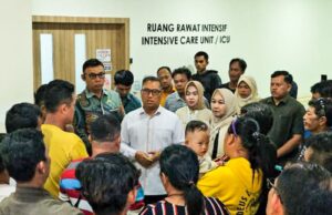 Wagub Nyanyang Jenguk dan Berikan Dukungan bagi Korban Kebakaran Kapal Federal