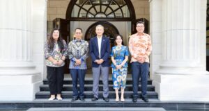 Kepala BP Batam Amsakar Achmad Bertemu Menlu Singapura Vivian Balakrishnan