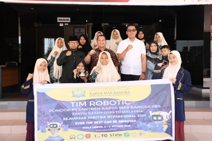 Mendunia! Pondok Pesantren Karya Mas Bangsa kota Batam Ikuti Turnament Robotic tingkat Internasional di Kuala Lumpur, Malaysia.
