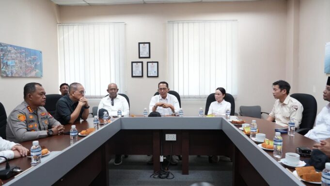 Kepala BP Batam Sidak PT ASL Tanjunguncang, Tekankan Pembenahan dan Penanganan Korban Pasca Kebakaran