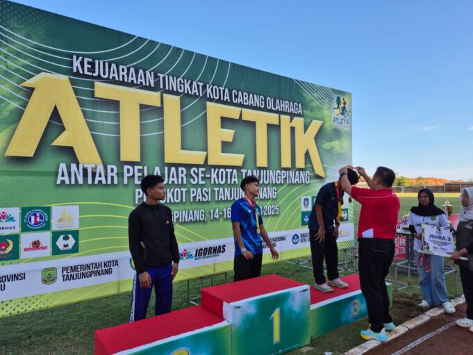 Tanjungpinang Geliatkan Pencarian Bibit Atletik Muda Lewat Kejurkot Antar Pelajar 2025