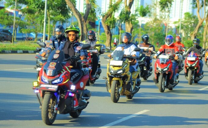 Honda ADV Exploride, Semangat Kebersamaan Bikers Batam Menjelajah Kota