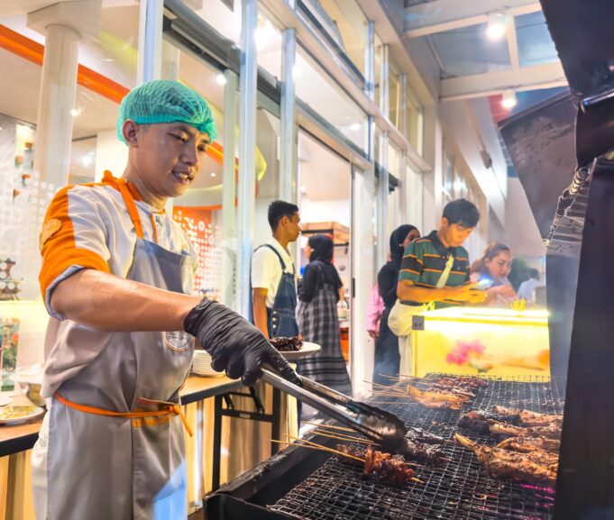 Penawaran Spesial HARRIS Hotel Batam Center dan HARRIS Resort Waterfront Batam: “Beli 4 Dapat 5” untuk Acara BBQ Akhir Tahun