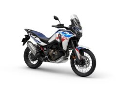 CRF1100L Africa Twin Terbaru Siap Jadi Teman Jelajah Tanpa Batas Pecinta Big Bike Honda di Tanah Air
