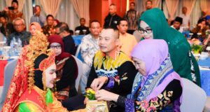 Gubernur Khofifah Ajak Warga Kepri Asal Jatim Tetap Guyub, Rukun, dan Aktif Membangun Daerah Rantau