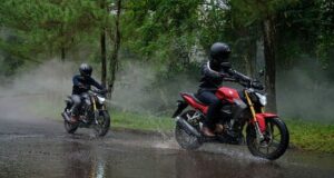 Waspada Aquaplaning Saat Berkendara di Tengah Cuaca Hujan Batam