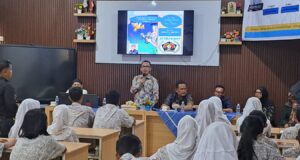 lkhtiar Bersama PWI Batam, Sekolah, dan Dinas Pendidikan Merajut Masa Depan Literasi