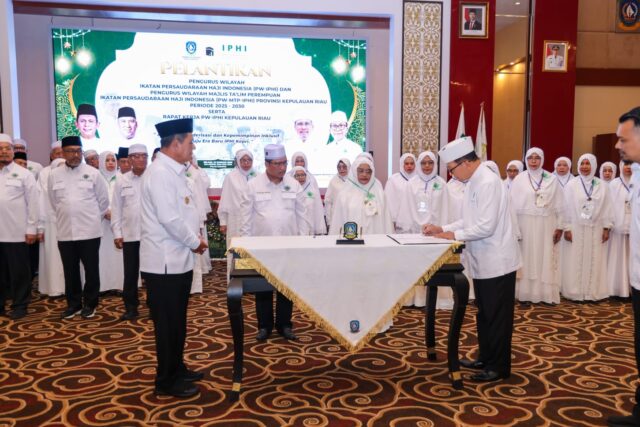 ae4fa955f4ca23cedad02969fdaab982