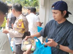 250 Paket Makanan Dibagikan dalam Aksi Jumat Berkah di Pesisir Rempang