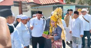 Ribuan Peziarah Padati Pulau Penyengat, Raja Ariza Dorong Kunjungan Wisata Sejarah