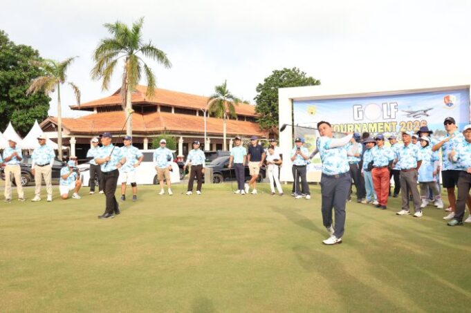 155 Pegolf Ramaikan Turnamen Lanud Hang Nadim, Ajang Silaturahmi Pimpinan Daerah Kepri