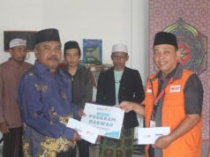 Rumah Zakat dan LAZIS PLN Salurkan Insentif untuk 40 Guru Ngaji, Imam, dan Marbot di Batam