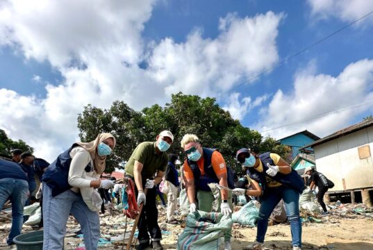 Ascott Hotels Regional Batam Bersatu dengan Komunitas Lokal dalam “Aksi Bersih” Menyambut Hari Bumi 2026