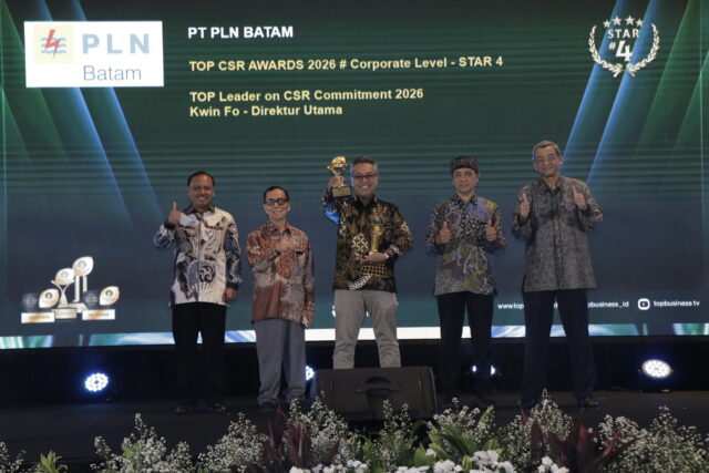 PLN Batam Borong Penghargaan TOP CSR Awards 2026 dan TOP Leader on CSR Commitment 2026