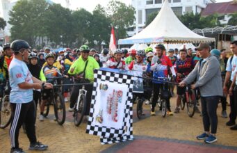 Pembukaan Pekan Olahraga Polri 2026 Meriah, Ribuan Warga Padati Alun-Alun Engku Putri