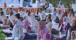 Kolaborasi HARRIS Resort Waterfront Batam dan HARRIS Hotel Batam Center Hadirkan “Yoga for Healthy Ageing”