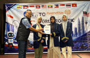 Membanggakan! Pondok Pesantren Karya Mas Bangsa IIBS Borong Piala Kejuaraan Robotika Tingkat Internasional