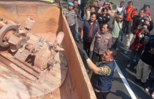 Ditreskrimsus Polda Kepri Tangkap Penambang Pasir Dekat Pemukiman Warga