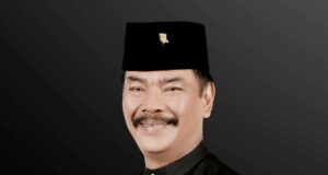 Prof. DR. HM. Soerya Respationo, SH, MH, MM: Sang Dirigen di Tengah Orkestra Keberagaman