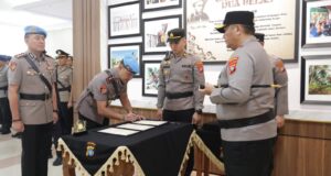 Sejumlah Pejabat Utama Polda Kepri Dirotasi, AKBP Robby Topan Manusiwa Jabat Kabid Propam