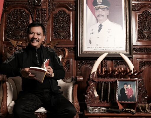 Ketika Kursi Berpindah, Pengabdian Jangan Berakhir