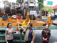 Polda Kepri Bongkar Impor Ilegal Tiga Mesin Pesawat dari Singapura Senilai Rp30 Miliar