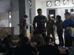 TNI AL dan Satgas POA BAIS TNI, Gagalkan Keberangkatan Ilegal 12 WNA Vietnam di Batam