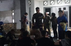 TNI AL dan Satgas POA BAIS TNI, Gagalkan Keberangkatan Ilegal 12 WNA Vietnam di Batam