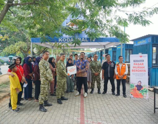 Rumah Zakat Kepri dan Kodaeral IV Gelar Pasar Murah, 500 Warga Tanjung Sengkuang Terima Subsidi